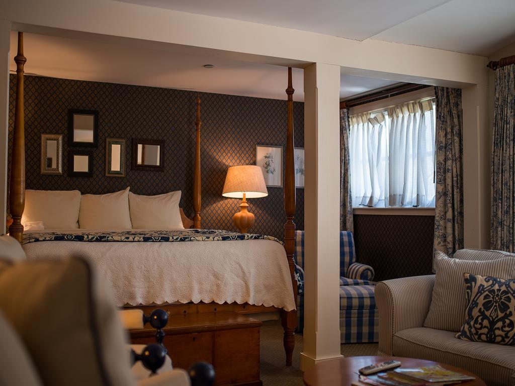 Bedford Village Inn Eksteriør billede